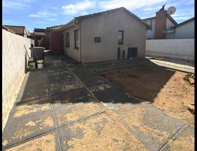 3 BEDROOM HOUSE FOR SALE IN GLEN RIDGE